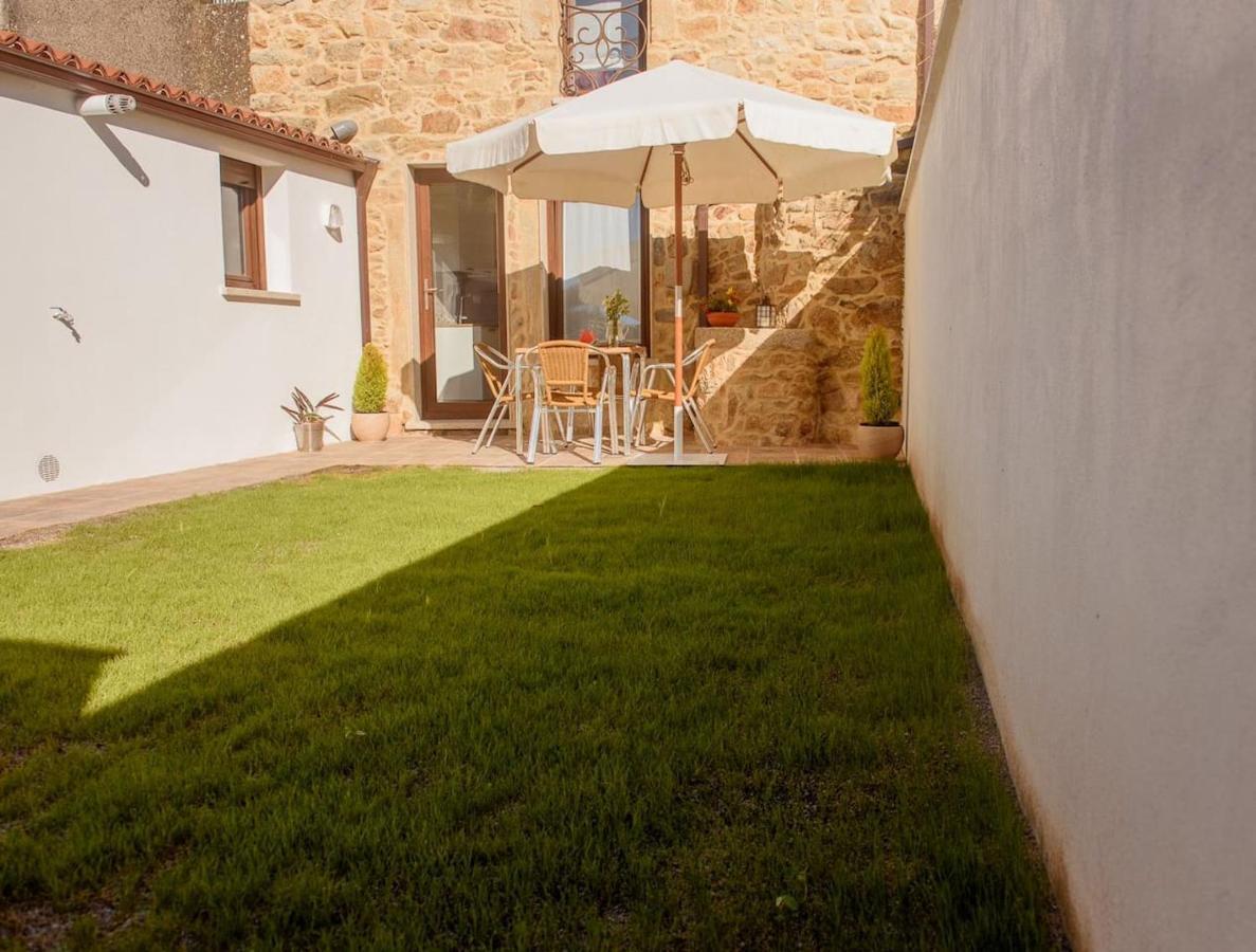 Villa Casa Brétema en 1ª línea de playa Boiro Exterior foto